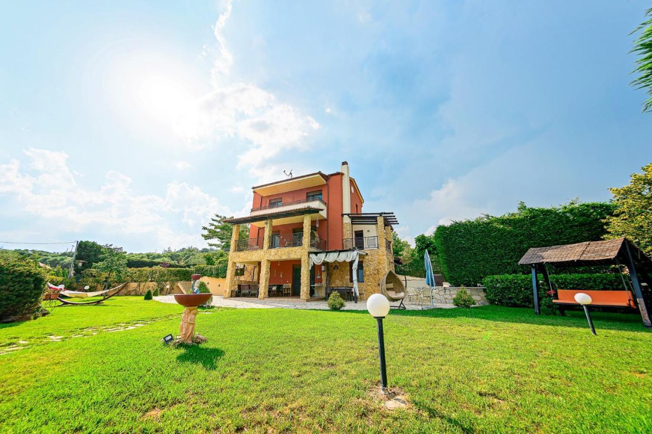 Villa Mariellie Неа-Перамос Экстерьер фото